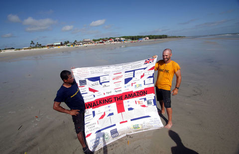 Amazon'u boydan boya yürüdü 1