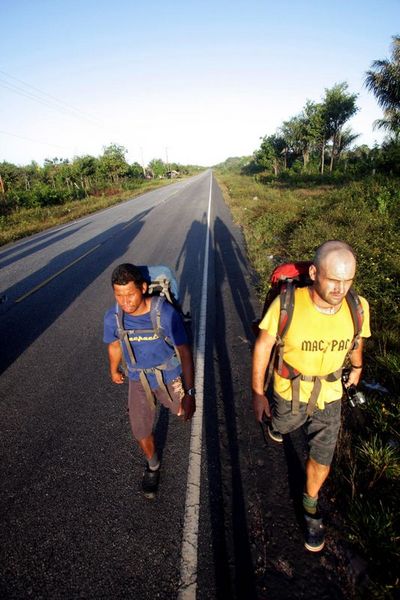 Amazon'u boydan boya yürüdü 5