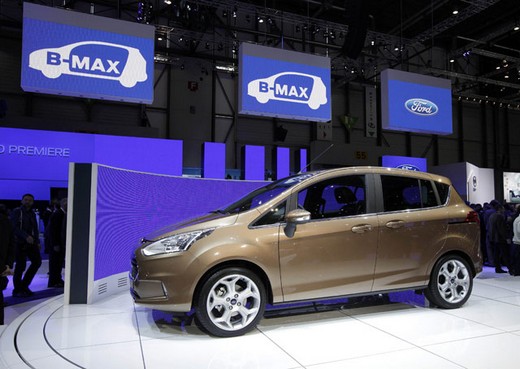 Göz Kamaştıran Otomobil Fuarı 18