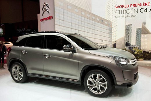 Göz Kamaştıran Otomobil Fuarı 33