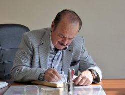 Ak Partili Milletvekilleri Kiev’de..