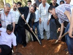 Kozan Belediye Başkanı Kazım Özgan'ın Babası Vefat Etti