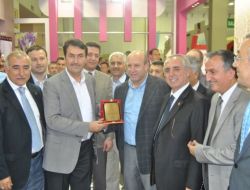 Fuarda Müsiad’lı Üyelere Plaket