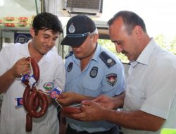 Döşemealtı'nda Pazar Yerleri Rutin Olarak Denetleniyor