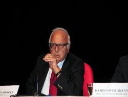 "Türkiye'de Çağdaş Demokrasi Hazmedilemiyor"