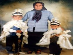 Düğün Dönüşü Gölete Devrilen Otomobilde Ölen 5 Kişiden Biri Toprağa Verildi