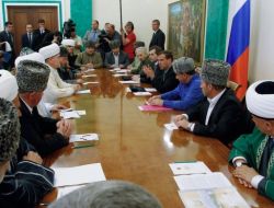 Medvedev Müftülerle Bir Araya Geldi