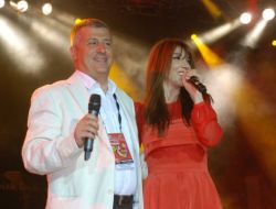 Büyükçekmece’de Hande Yener Konseri