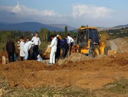 Terörist Mezarlığındaki Kazı Çalışması Pazar Günü De Devam Edecek