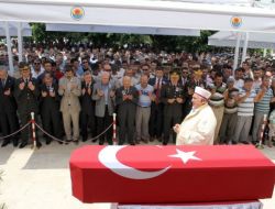 Şehit Özkozanoğlu Son Yolculuğuna Uğurlandı