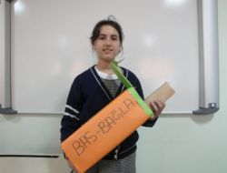 Sinem Sınmaz Sbs'de Birinci Oldu