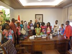 Türkçenin Çocukları, Çorum Valisi Çakırı Ziyaret Etti