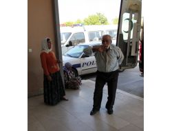 Tarım İşçilerini Taşıyan Minibüs Devrildi