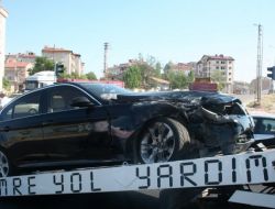 Hasta Taşıyan Ambulans Kaza Yaptı