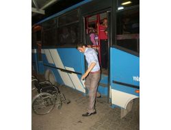 Düğün Yemeğinden 100 Kişi Zehirlendi