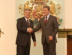 Gül-pırvanov'la Basın Toplantısı Düzenledi