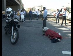 Üst Geçit Yerine Otoyolu Kullandı, Canından Oldu