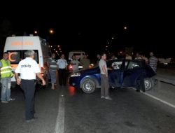 İZMİR'DE KAZA: 3 AĞIR YARALI