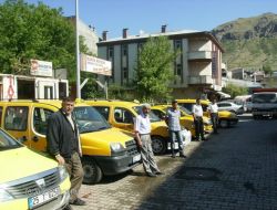 Pasinler'de Esnaf Korsan Taksicilerden Muzdarip