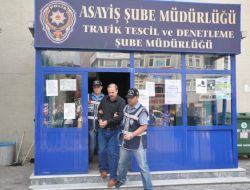 Polis Memurunu Bıçaklayan Zanlılar Adliyeye Sevk Edildi