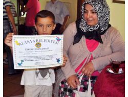 Alanya Belediyesi Sünnet Ettirdiği Çocuklara ‘erkeklik Diploması’ Veriyor