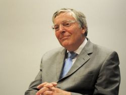 İNGİLİZ LORD CLEMENT