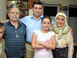 Tütüncü, Şehit Ailelerini Ziyaret Etti