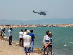 İzmir'in Güzelbahçe İlçesinde Denize Askeri Eğitim Uçağı Düştü.