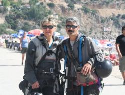 Kayalıklara Çakılarak Hayatını Kaybeden Pilot Ve Yolcusunun Cesetlerine Ulaşıldı