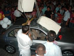 Dondurma Otomobili Kaldıramadı