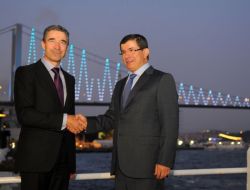 Davutoğlu İle Rasmussen Libya’yı Konuştu