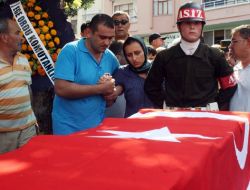 Şehit Yüzbaşı Öztürk, Antalya’da Gözyaşları İçerisinde Toprağa Verildi