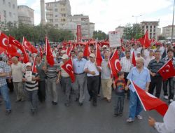 Kayseri’de Teröre Tepki Yürüyüşü
