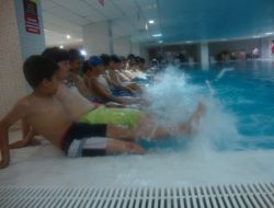 Yaz Okulunda Hem Eğleniyor Hem De Öğreniyorlar