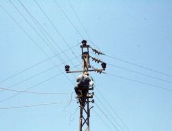 Midyat’ta Elektrik Kesintisi