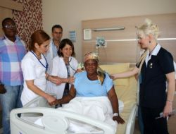 Kongolu Hasta Adana’da Şifa Arıyor