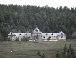 Tarihi Katerina Köşkü Ahır Olarak Kullanılıyor