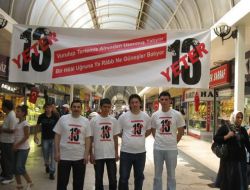 Kuyumculardan Teröre Tişörtlü Tepki: 13 Yeter