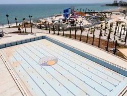 Mersin Büyükşehir Belediye Başkanı Özcan, Aquapark'taki Çalışmaları İnceledi