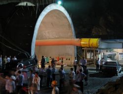 Çin’de Göçük Altındaki 12 İşçiye Ulaşıldı