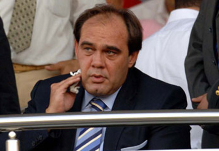 Demirören, Metris'e gitti!