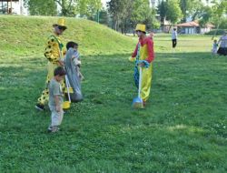 Çöpler Palyaçolar İle Birlikte Toplanıyor