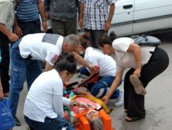 Kazaya İlk Müdahale Öğle Yemeğine Çıkan Hastane Personelinden