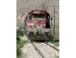 Sel Yolcu Trenini Raylardan Çıkardı