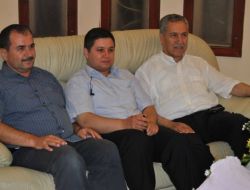 Arınç Edremit’in Güre Beldesine Geldi