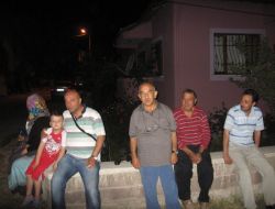 SİMAV'DA DEPREM PANİĞİ