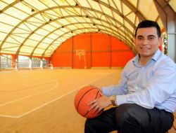 Kepez'e 24 Saat Sıcak Su Akan Spor Salonu Yapıldı