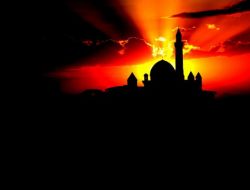 Ağrı'da Güneşin Doğuşu Da Batışı Da Ayrı Güzellikte