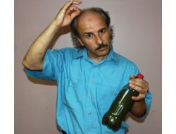 Yaptığı Saç Kremini Önce Kendi Başında Denedi