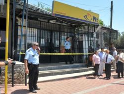 ANTALYA'DA PTT BANK SOYULDU